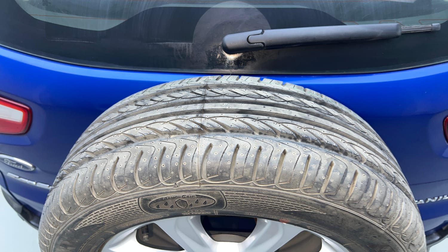 Used 2018 Ford EcoSport Titanium 1.5L Ti-VCT Petrol Manual tyres SPARE TYRE VIEW