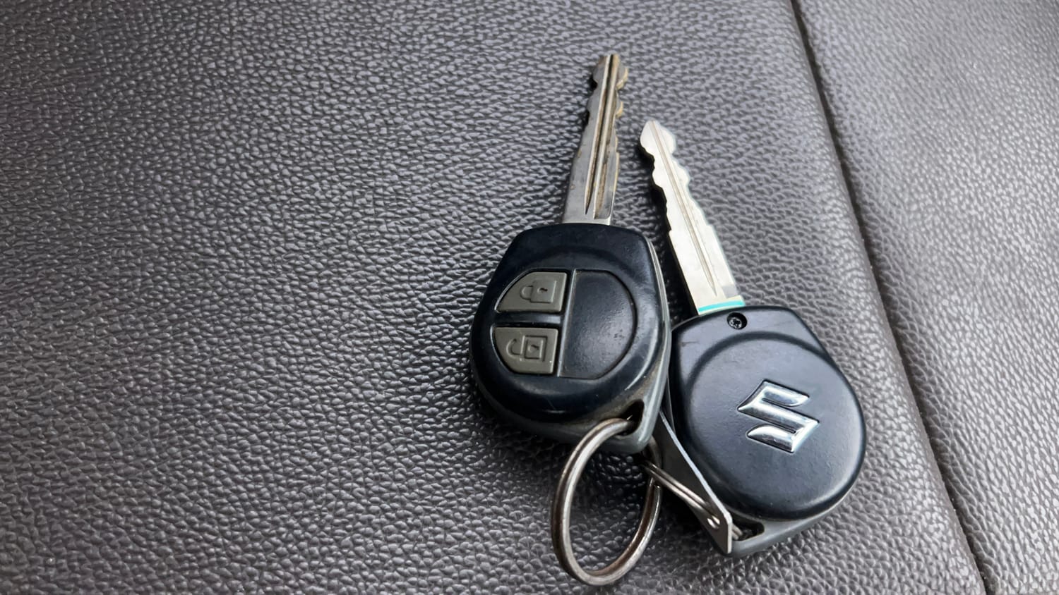 Used 2019 Maruti Suzuki Wagon R 1.0 VXI AMT Petrol Automatic extra CAR KEY VIEW