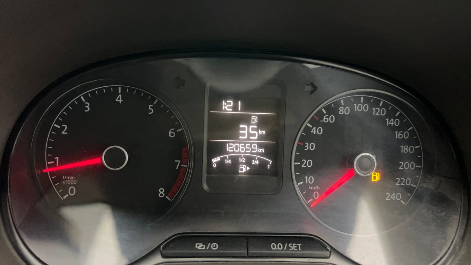 Used 2018 Volkswagen Vento Highline 1.6 (P) Petrol Manual interior CLUSTERMETER VIEW