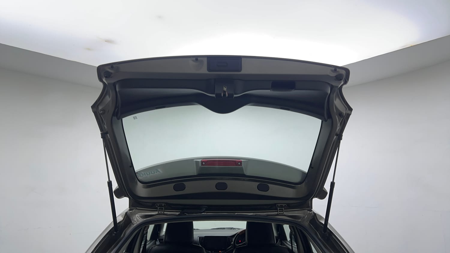 Used 2021 Maruti Suzuki Baleno Sigma Petrol Manual interior DICKY DOOR OPEN VIEW