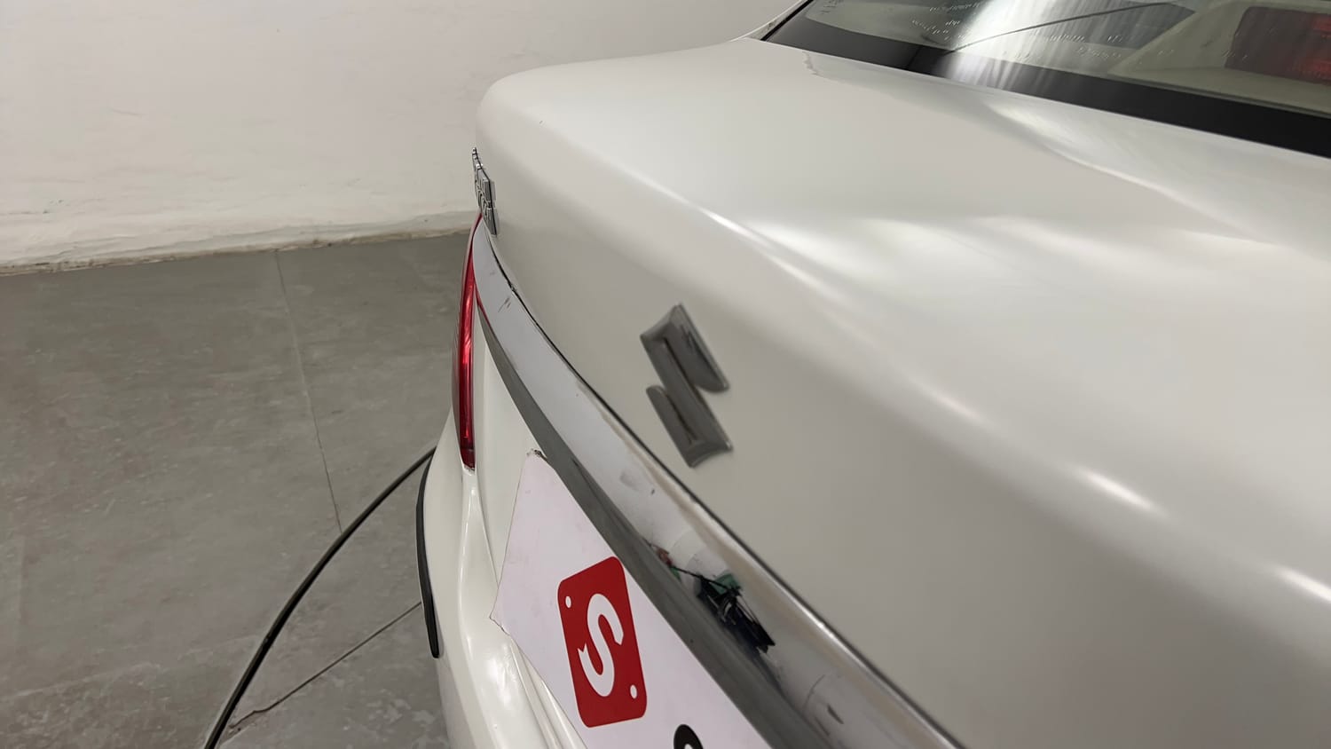 Used 2012 Maruti Suzuki Swift Dzire LXI Petrol Manual dents MINOR DENT