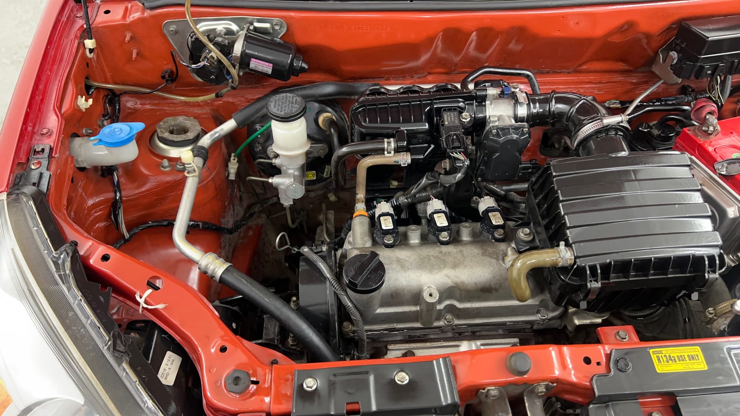 Used 2016 Maruti Suzuki Alto 800 Vxi Petrol Manual engine ENGINE RIGHT SIDE VIEW