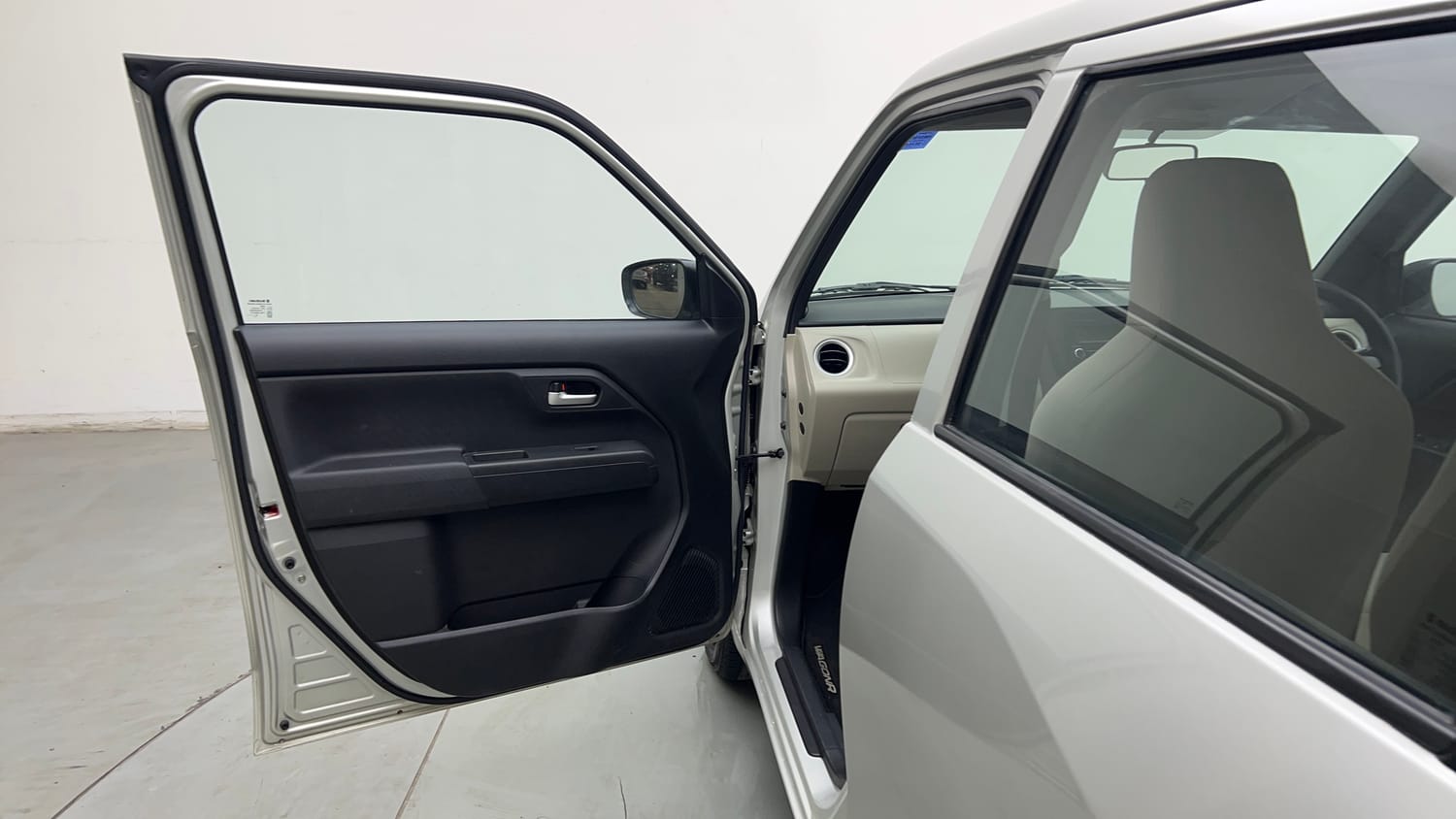 Used 2019 Maruti Suzuki Wagon R VXi 1.0 Petrol Manual interior LEFT FRONT DOOR OPEN VIEW