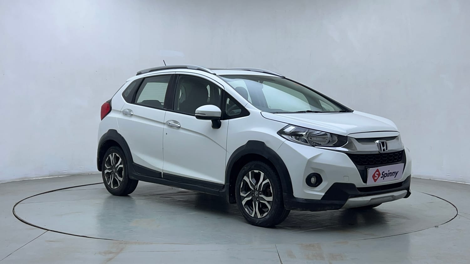 Used 2018 Honda WR-V VX MT Diesel Diesel Manual exterior RIGHT FRONT CORNER VIEW