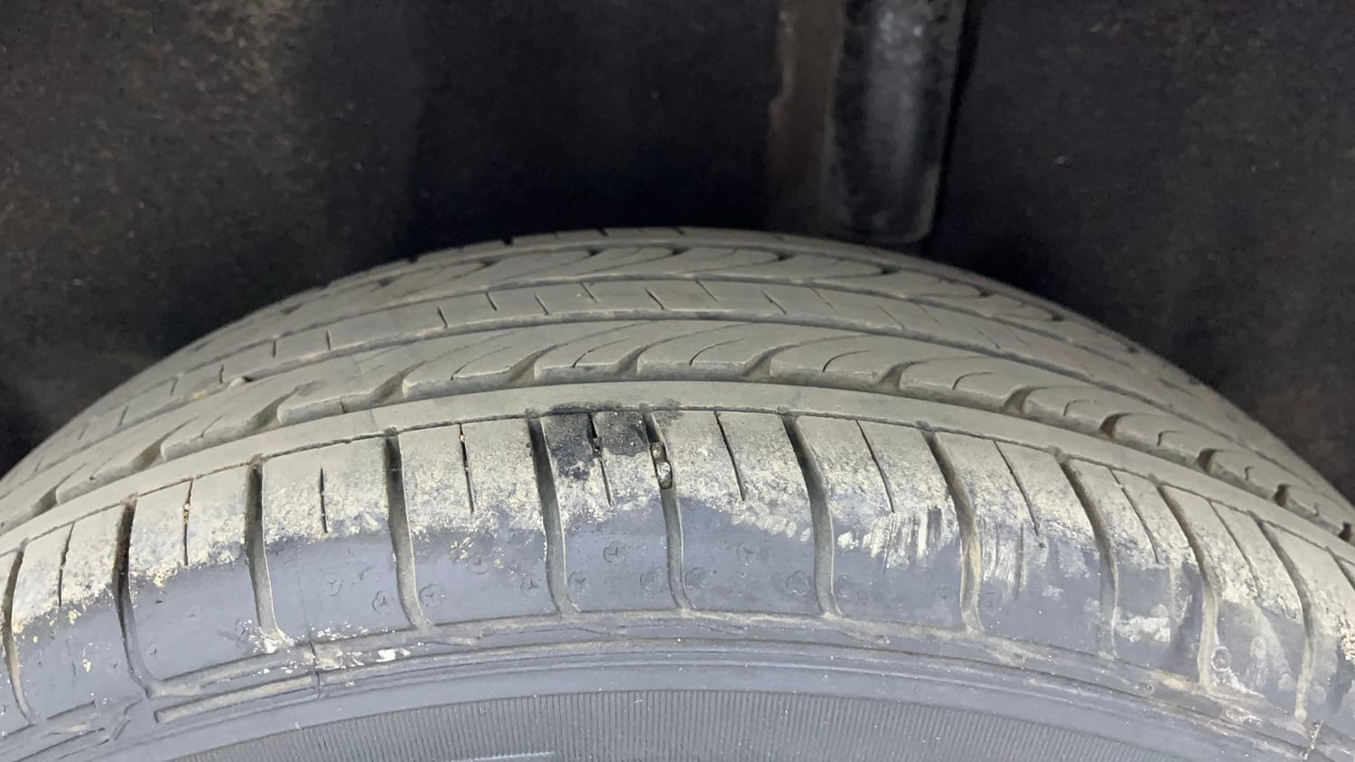 Used 2016 Ford EcoSport Trend 1.5L Ti-VCT Petrol Manual tyres LEFT REAR TYRE TREAD VIEW