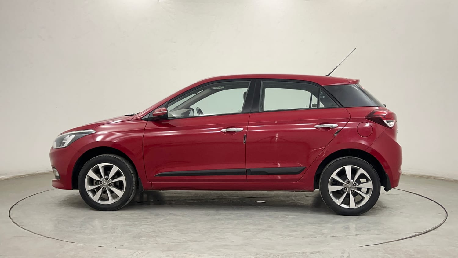 Used 2015 Hyundai Elite i20 Asta 1.2 Petrol Manual exterior LEFT SIDE VIEW
