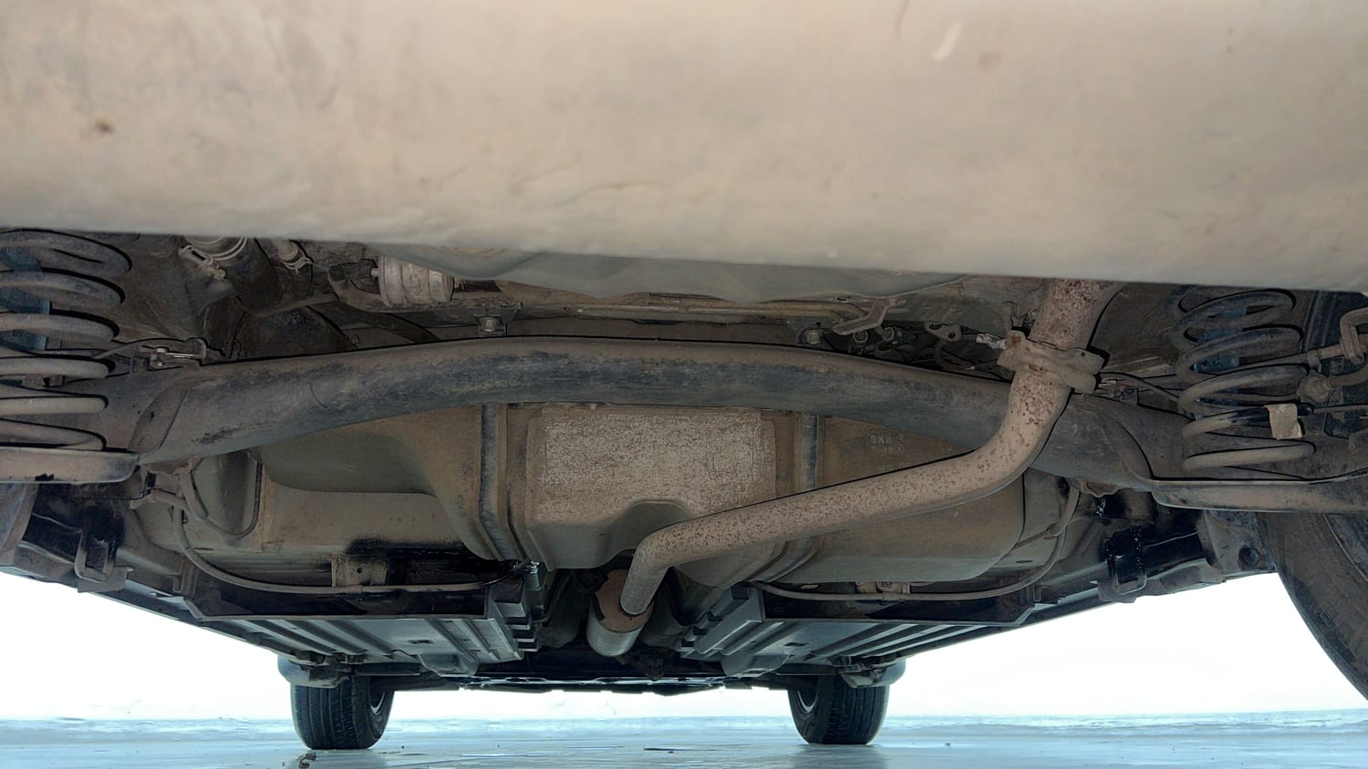 Used 2020 Maruti Suzuki S-Cross Alpha Petrol Manual extra REAR UNDERBODY VIEW (TAKEN FROM REAR)