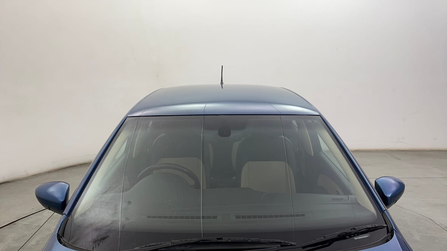 Used 2016 Volkswagen Ameo Highline 1.5L AT Diesel Automatic exterior FRONT WINDSHIELD VIEW
