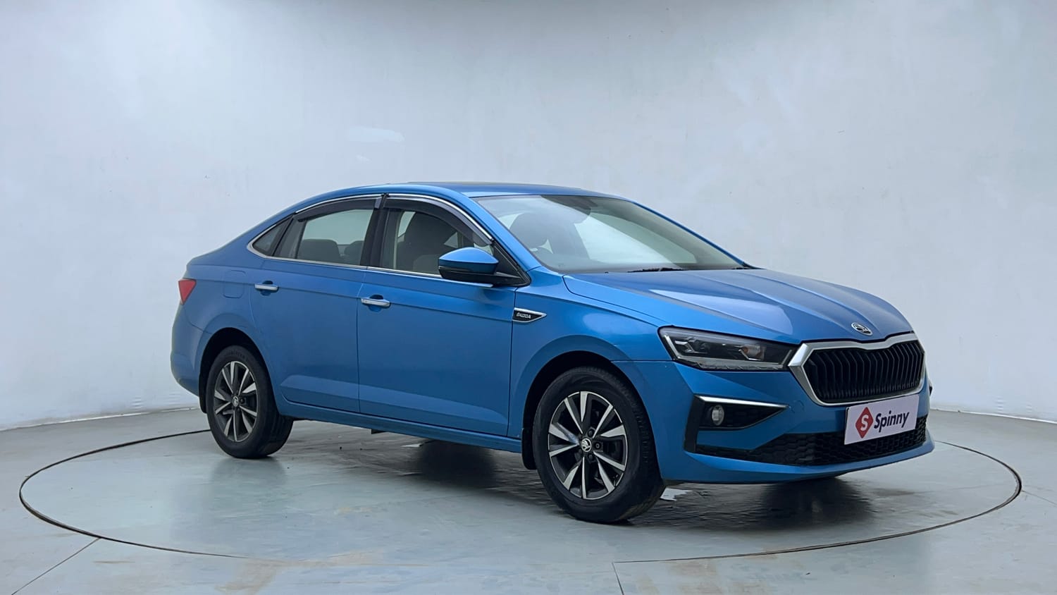 Used 2022 Skoda Slavia Style 1.0L TSI MT Petrol Manual exterior RIGHT FRONT CORNER VIEW