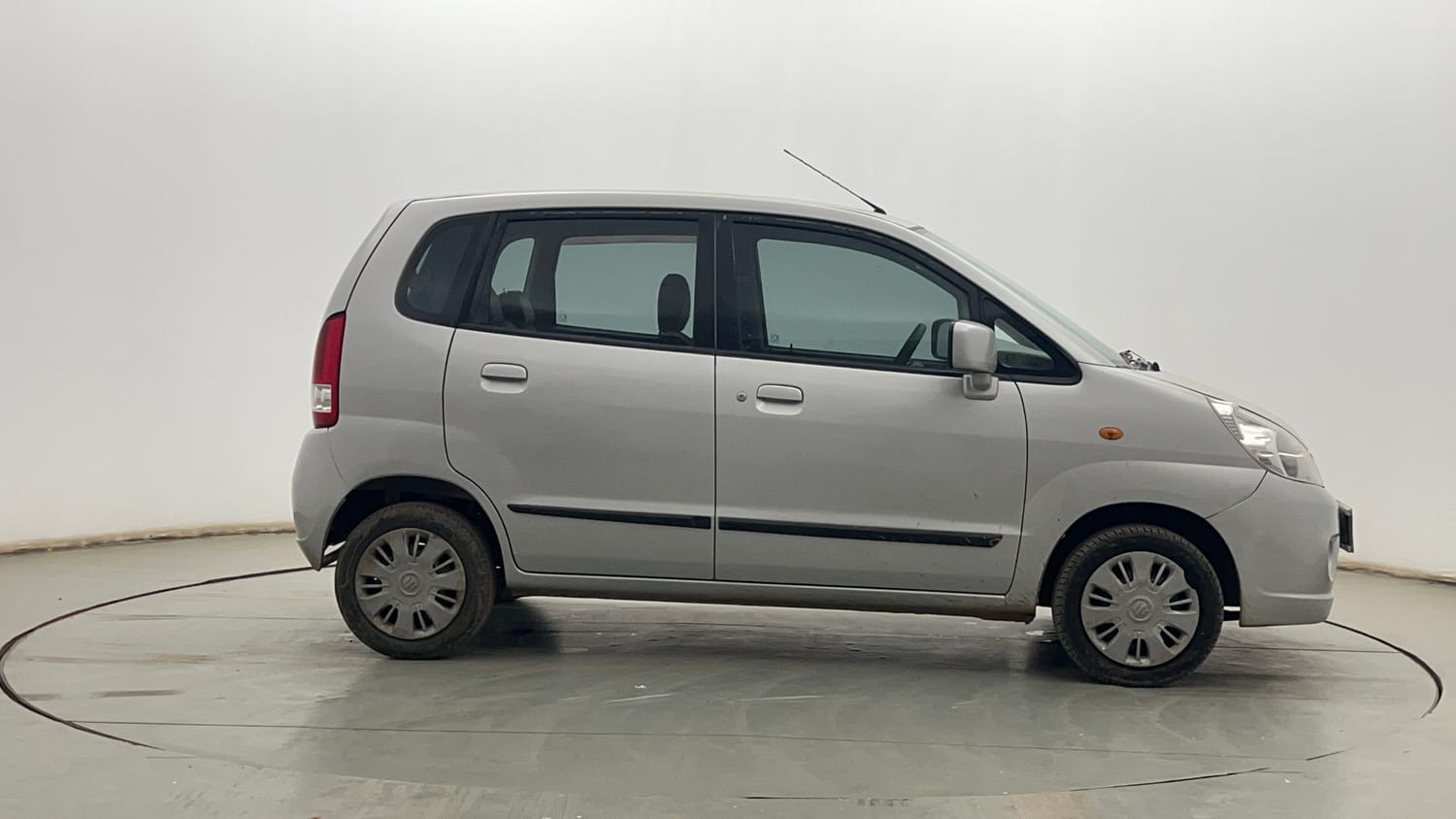 Used 2012 null Petrol Manual exterior RIGHT SIDE VIEW