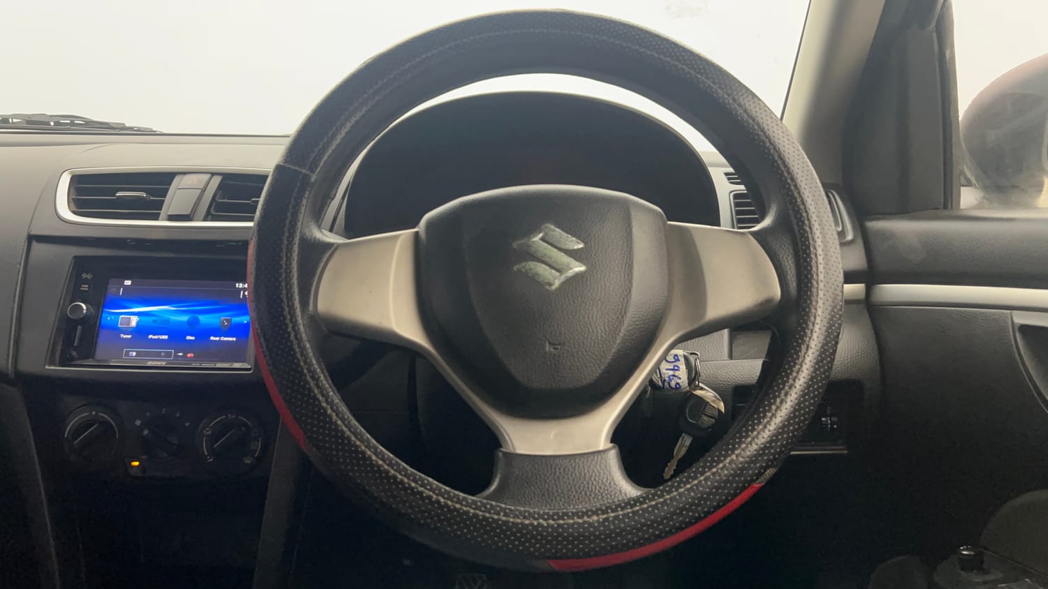 Used 2015 Maruti Suzuki Swift VXi Petrol Manual interior STEERING VIEW