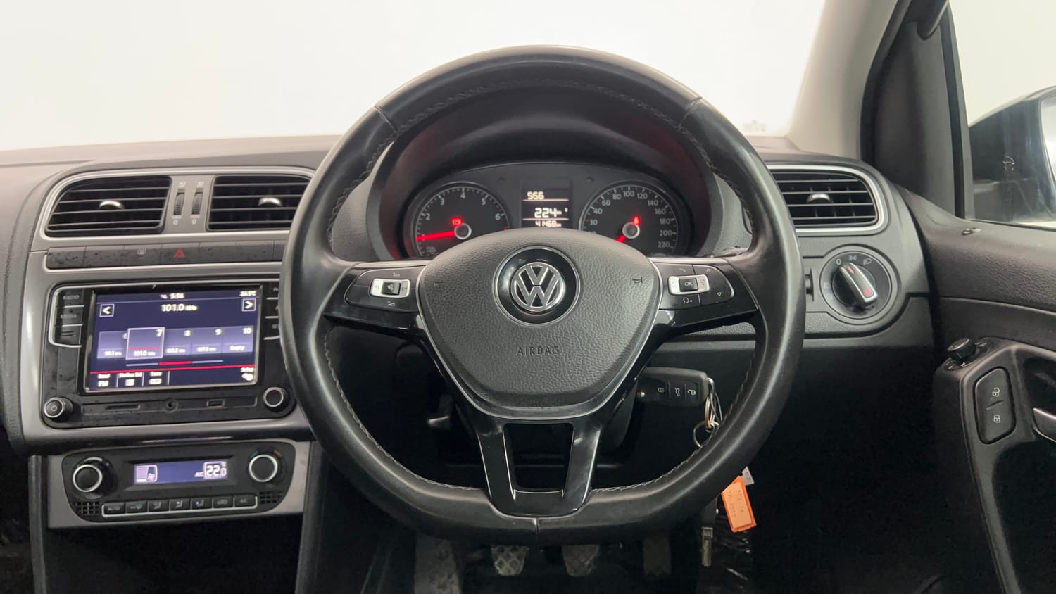 Used 2020 Volkswagen Polo Highline Plus 1.0L TSI Petrol Manual interior STEERING VIEW