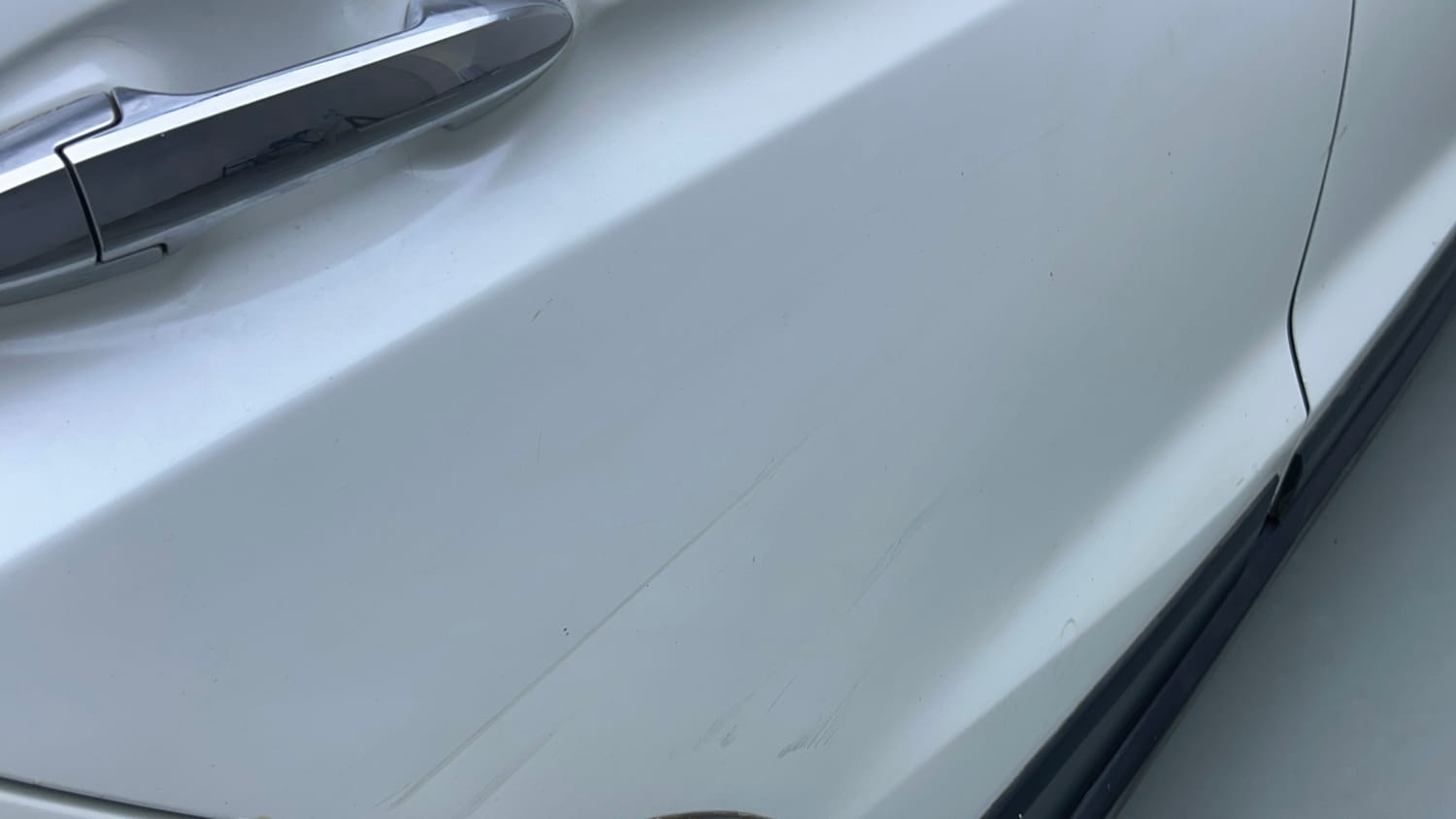 Used 2018 Honda WR-V VX MT Diesel Diesel Manual dents MINOR DENT