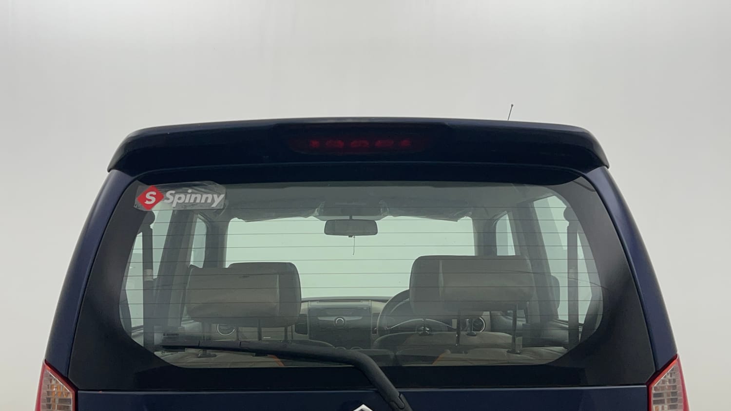 Used 2019 Maruti Suzuki Wagon R 1.0 VXI AMT Petrol Automatic top_features Rear defogger