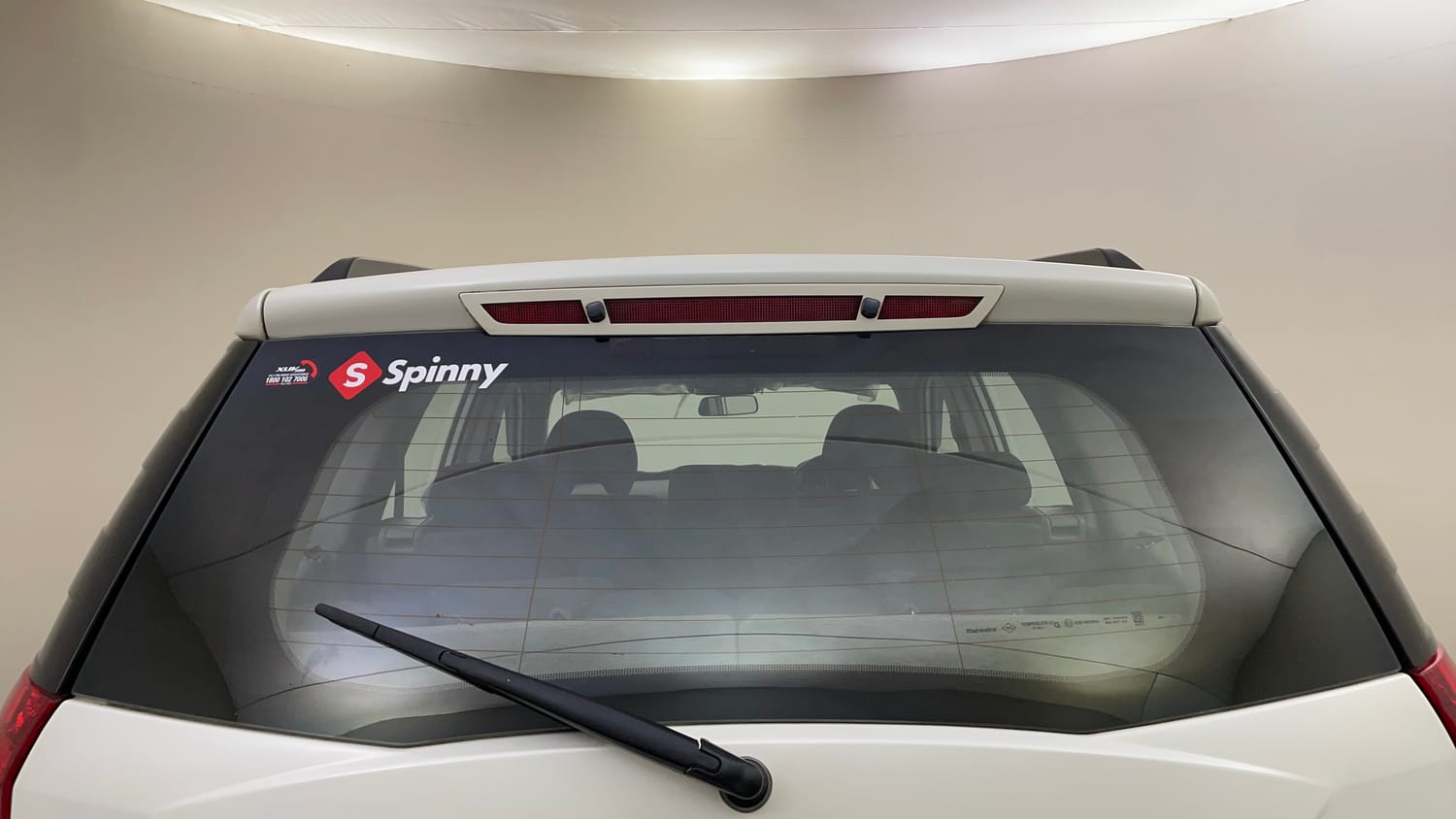 Used 2018 Mahindra XUV500 W9 AT Diesel Automatic exterior BACK WINDSHIELD VIEW