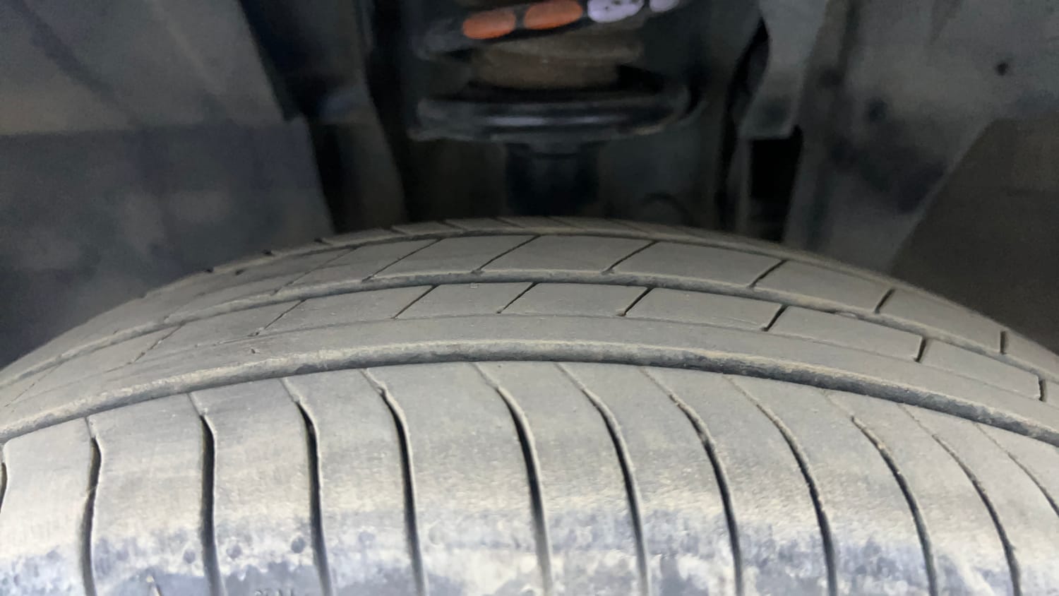 Used 2020 Renault Triber RXZ Petrol Manual tyres LEFT FRONT TYRE TREAD VIEW
