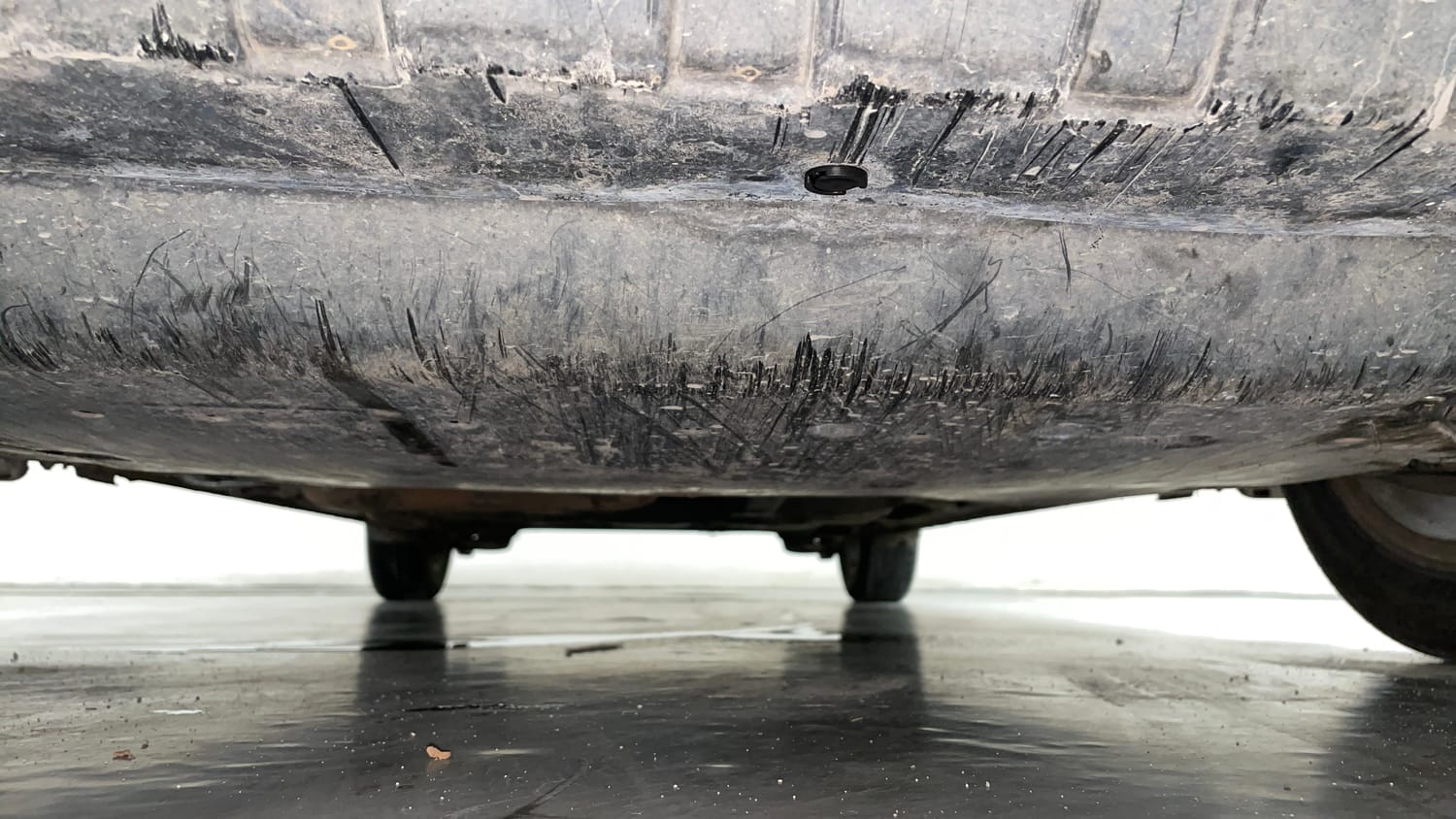 Used 2016 Honda City VX Petrol Manual extra FRONT LEFT UNDERBODY VIEW