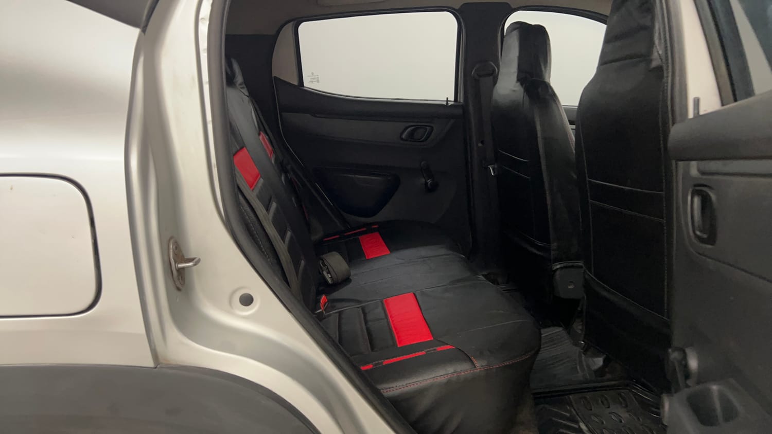 Used 2016 Renault Kwid RXT Opt Petrol Manual interior RIGHT SIDE REAR DOOR CABIN VIEW