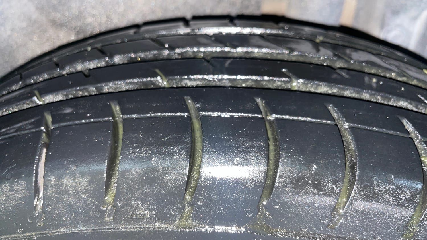 Used 2016 Maruti Suzuki Swift Dzire VXI Petrol Manual tyres LEFT REAR TYRE TREAD VIEW