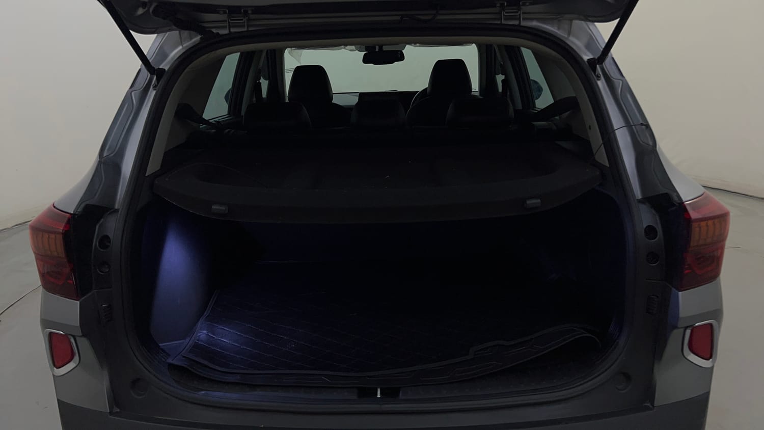 Used 2020 Kia Seltos GTX Plus AT 1.5 Diesel Diesel Automatic interior DICKY INSIDE VIEW