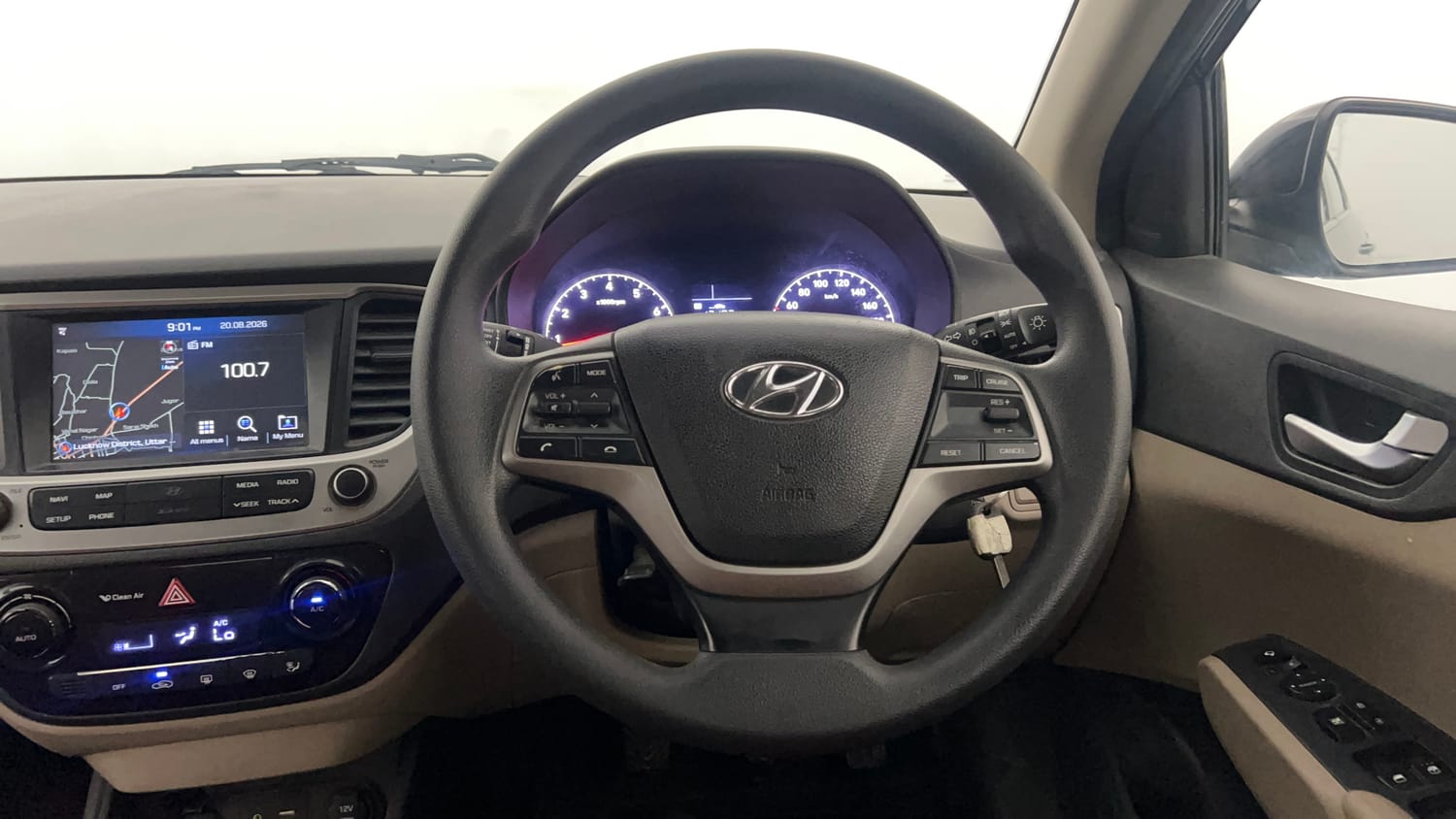 Used 2018 Hyundai Verna SX 1.6 VTVT Petrol Manual interior STEERING VIEW