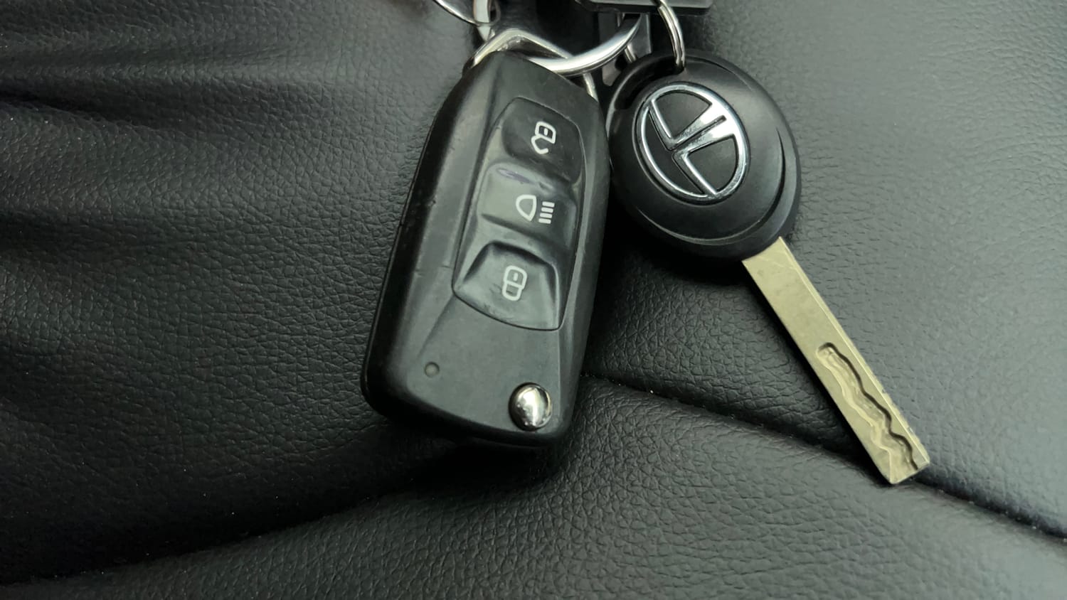 Used 2022 Tata Nexon XMA (S) Diesel Diesel Automatic extra CAR KEY VIEW
