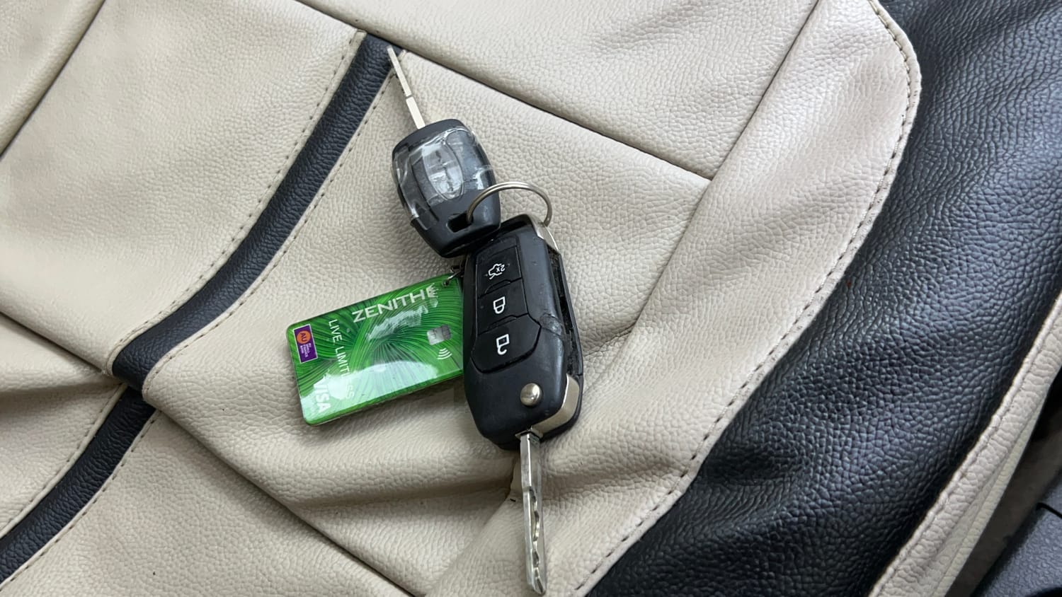 Used 2015 Ford Figo Aspire Trend 1.2 Ti-VCT Petrol Manual extra CAR KEY VIEW