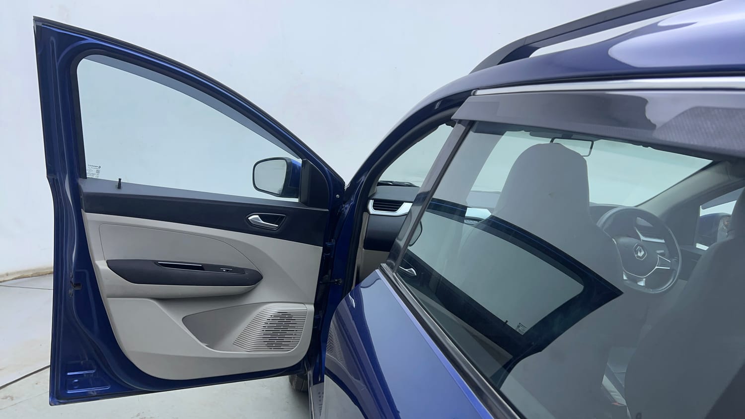 Used 2020 Renault Triber RXZ Petrol Manual interior LEFT FRONT DOOR OPEN VIEW