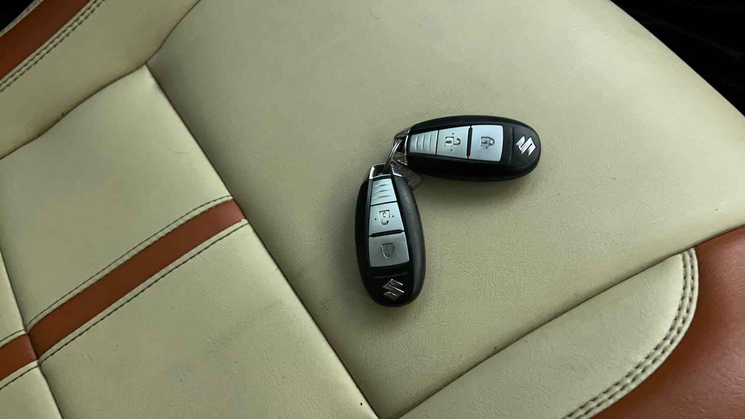 Used 2017 Maruti Suzuki Baleno Zeta 1.2 AT Petrol Automatic extra CAR KEY VIEW