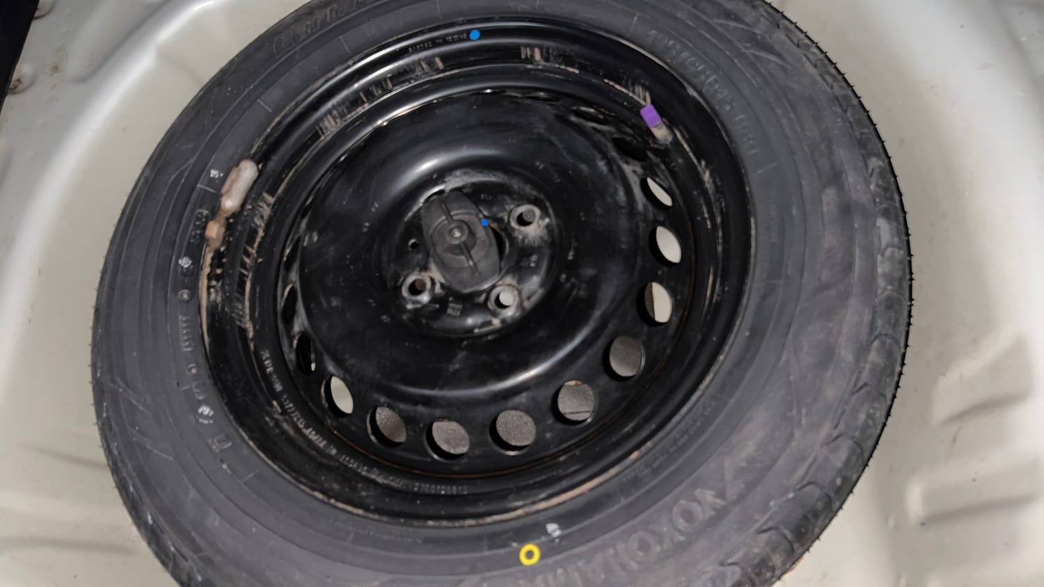 Used 2025 Toyota Glanza E Petrol Manual tyres SPARE TYRE VIEW