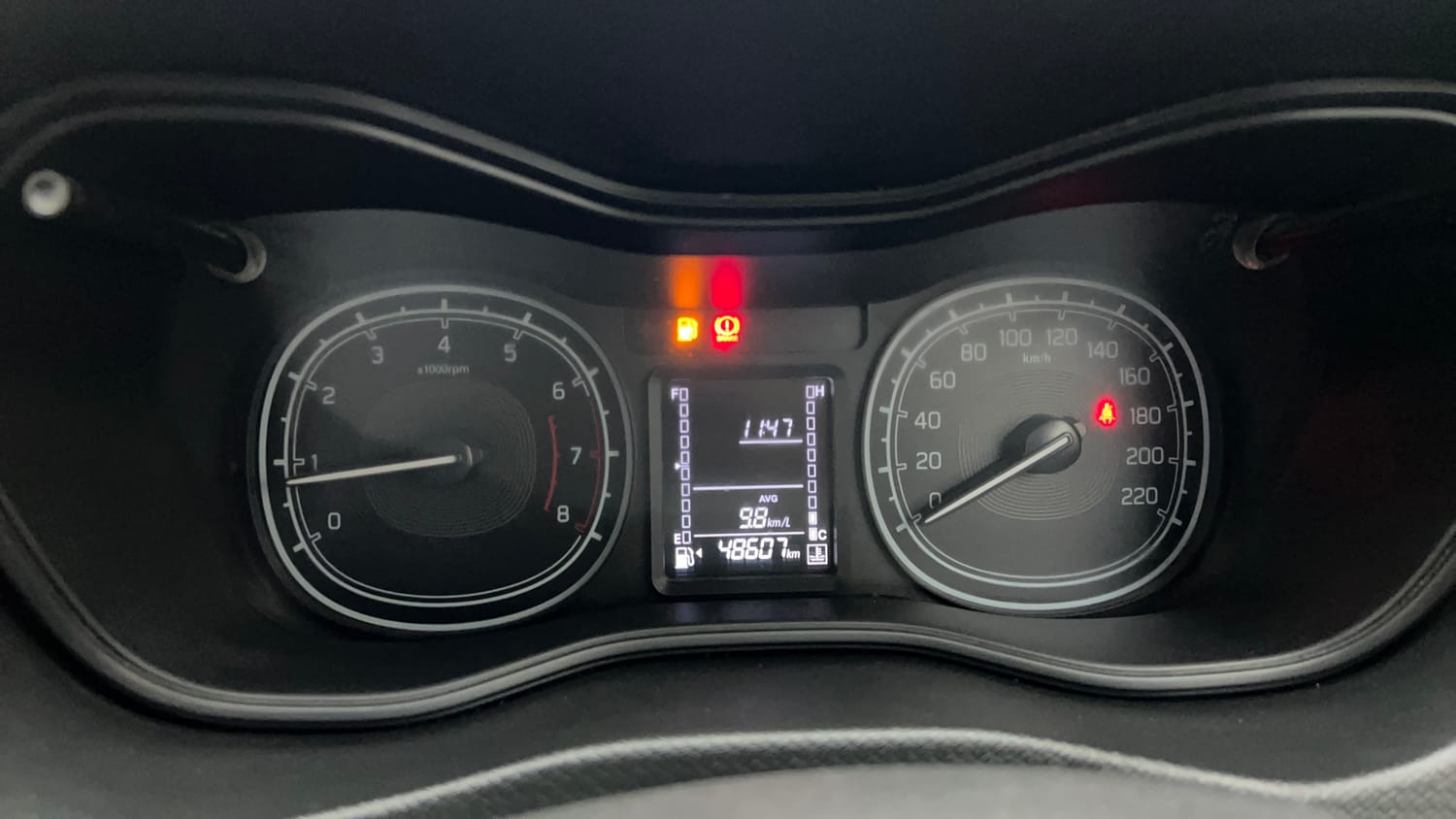 Used 2021 maruti-suzuki Vitara Brezza LXi Petrol Manual interior CLUSTERMETER VIEW