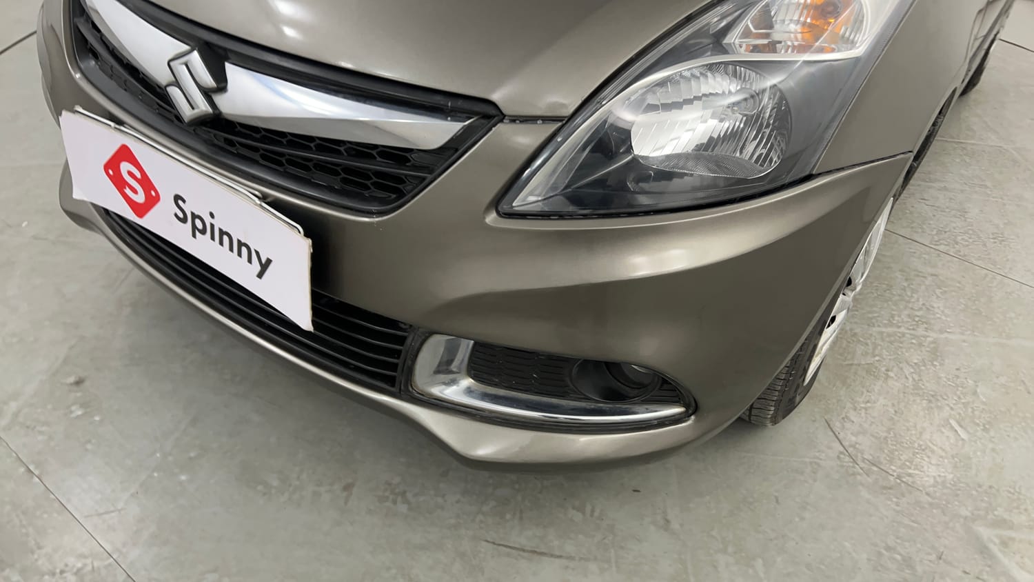 Used 2015 Maruti Suzuki Swift Dzire VXI Petrol Manual dents MINOR SCRATCH
