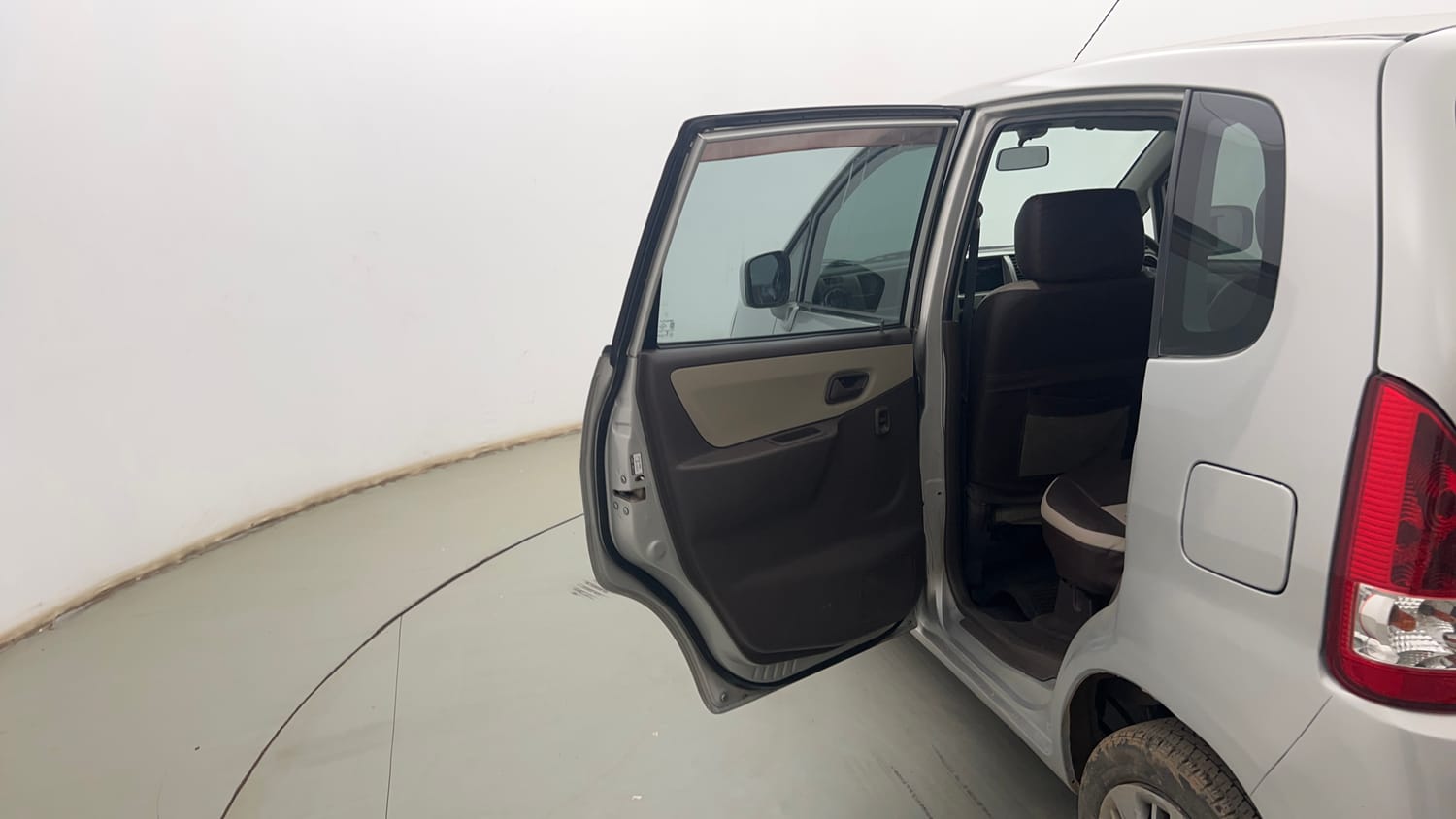 Used 2012 null Petrol Manual interior LEFT REAR DOOR OPEN VIEW