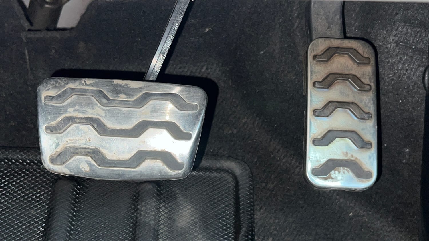 Used 2019 kia Seltos GTX Plus DCT 1.4 Petrol Automatic interior PEDALS VIEW