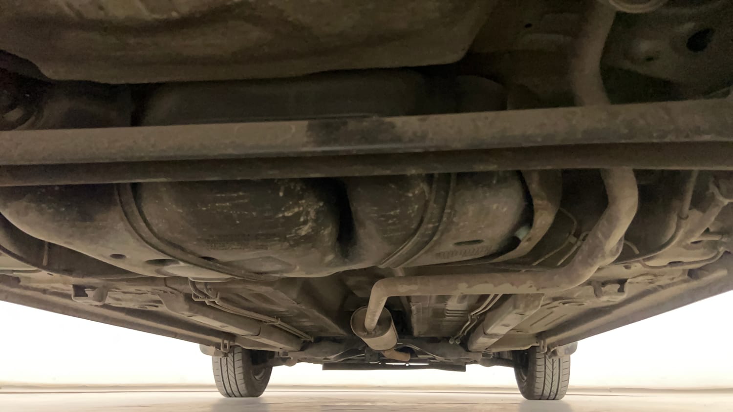 Used 2017 Maruti Suzuki Celerio VXi AMT Petrol Automatic extra REAR UNDERBODY VIEW (TAKEN FROM REAR)