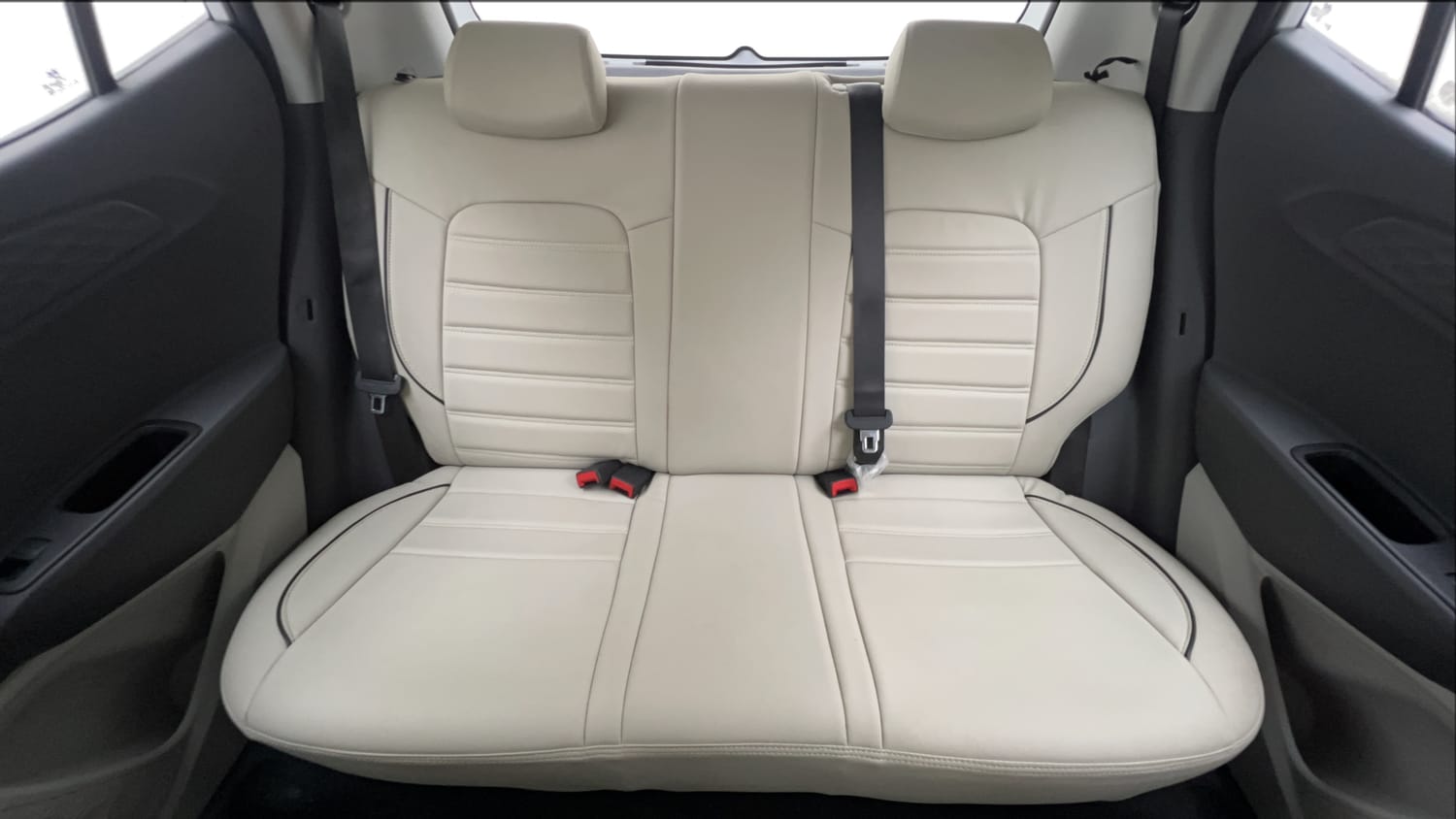 Used 2025 Hyundai Grand i10 Nios Sportz 1.2 Kappa VTVT Petrol Manual interior REAR SEAT CONDITION VIEW