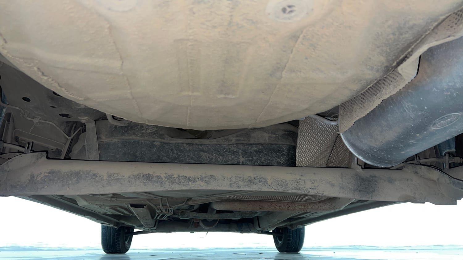 Used 2015 Ford Figo Aspire Trend 1.2 Ti-VCT Petrol Manual extra REAR UNDERBODY VIEW (TAKEN FROM REAR)