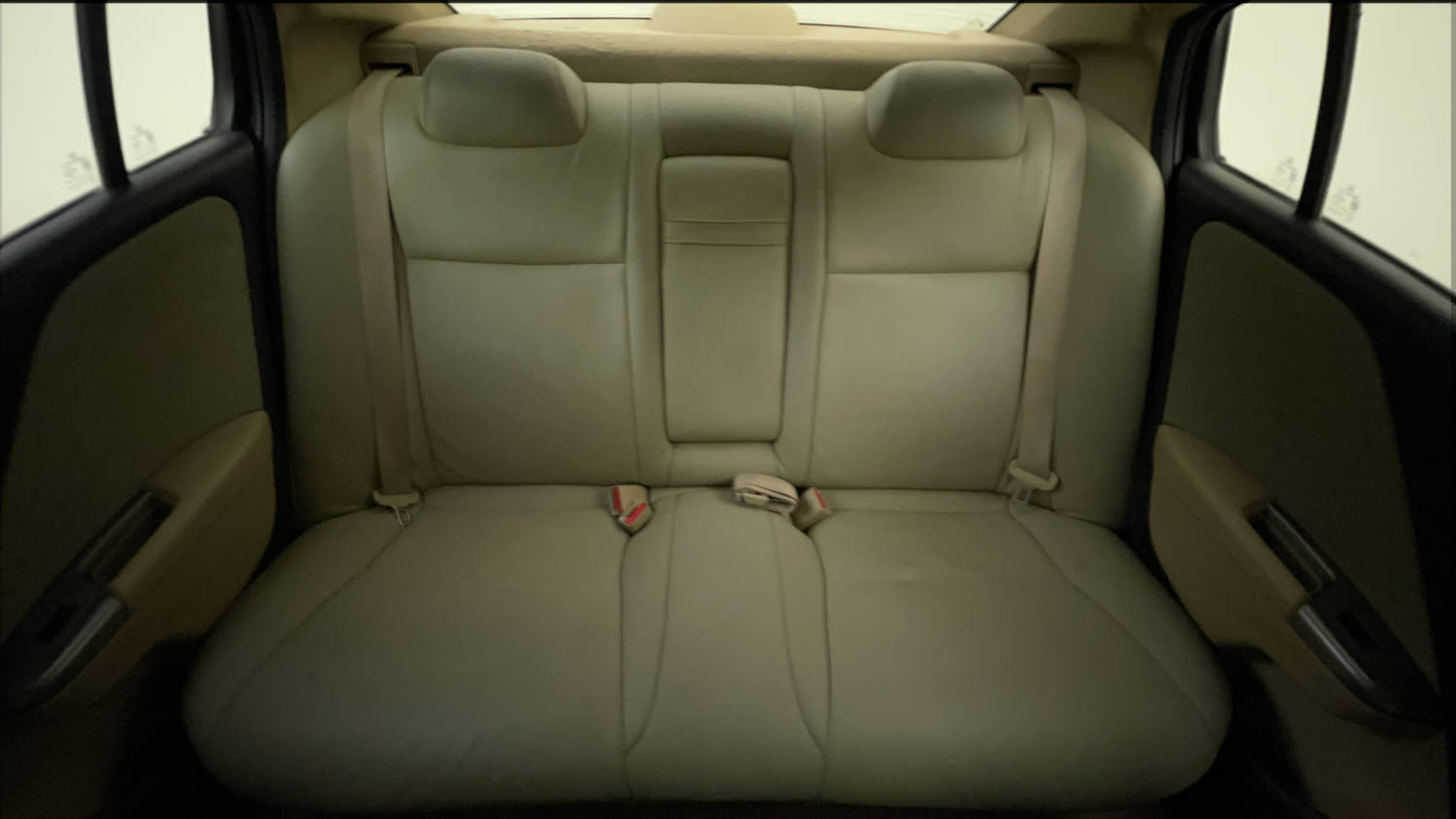 Used 2014 Honda City V Diesel Diesel Manual interior REAR SEAT CONDITION VIEW