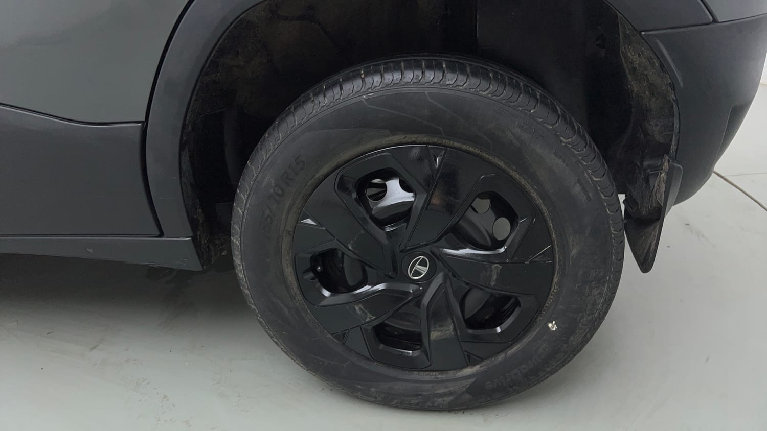 Used 2022 Tata Punch Adventure MT Petrol Manual tyres LEFT REAR TYRE RIM VIEW