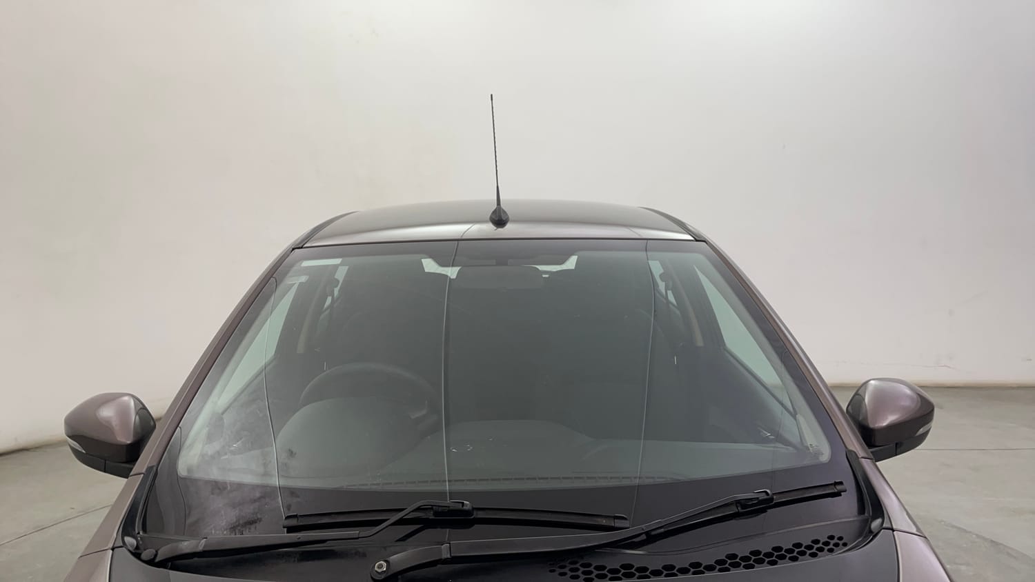 Used 2018 Tata Tiago Revotron XZ Petrol Manual exterior FRONT WINDSHIELD VIEW