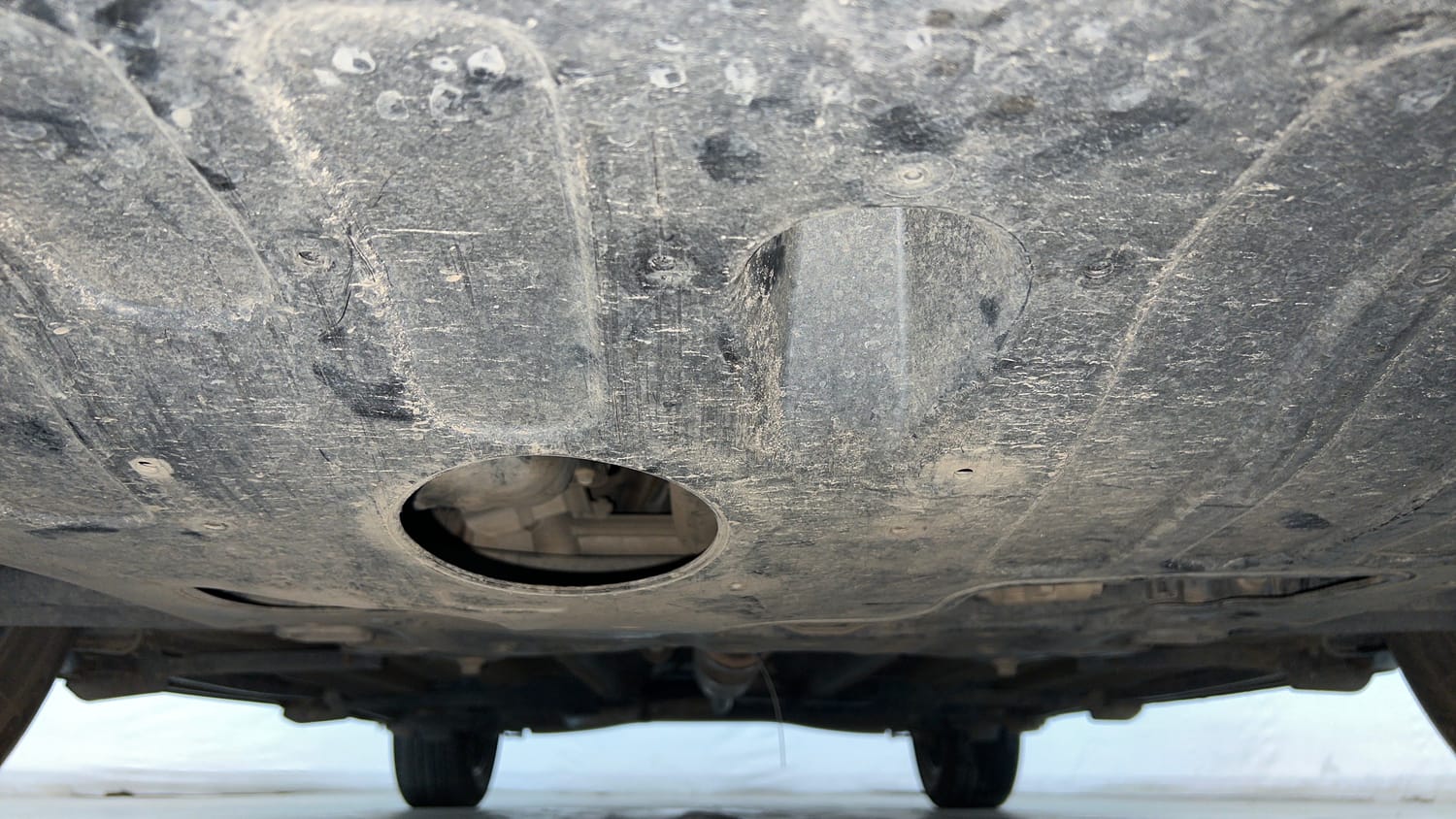 Used 2019 kia Seltos GTX Plus DCT 1.4 Petrol Automatic extra FRONT LEFT UNDERBODY VIEW