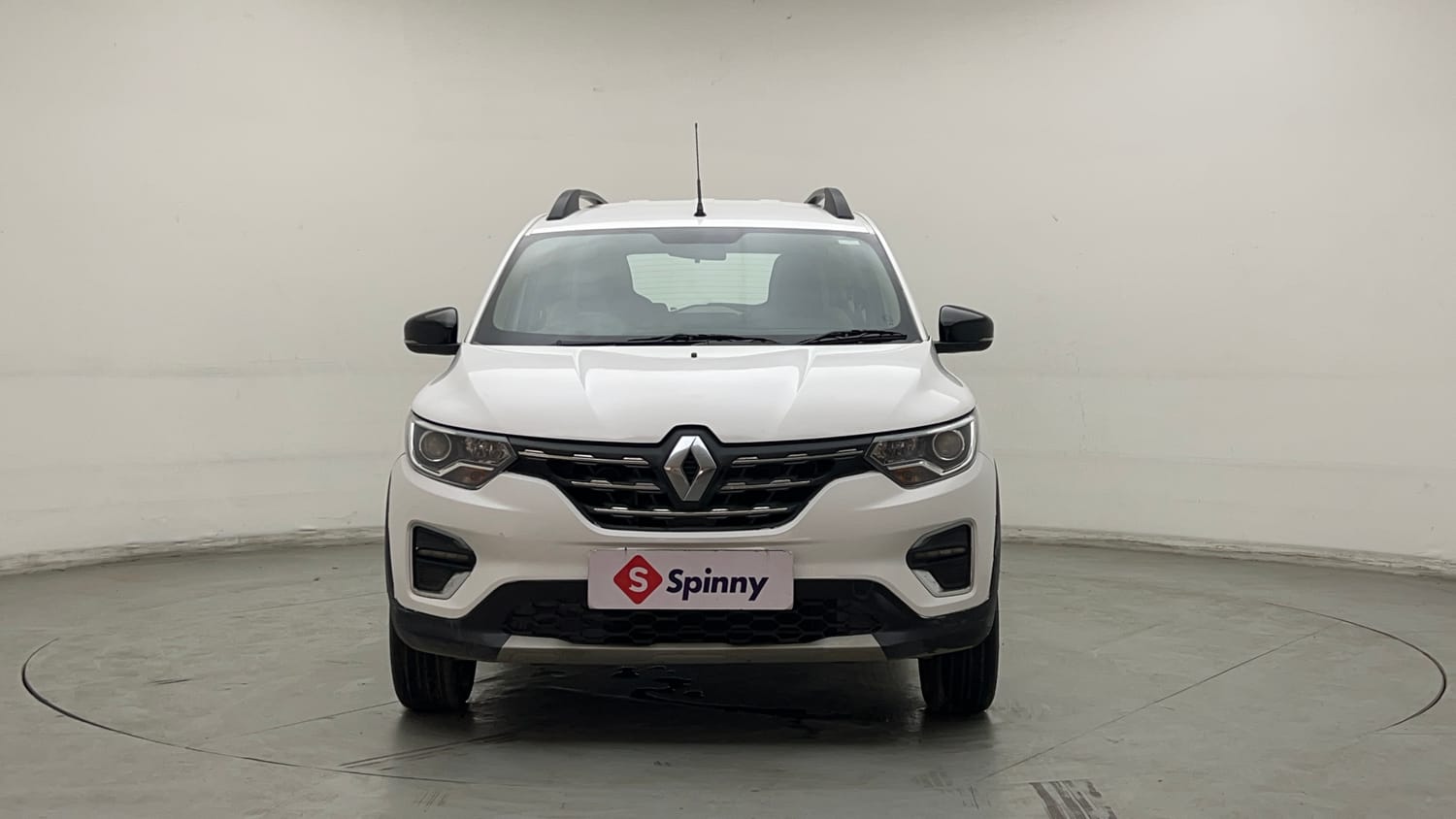 Used 2022 Renault Triber RXZ Petrol Automatic exterior FRONT VIEW