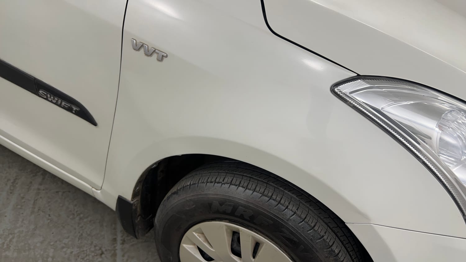 Used 2013 Maruti Suzuki Swift VXi Petrol Manual dents MINOR SCRATCH