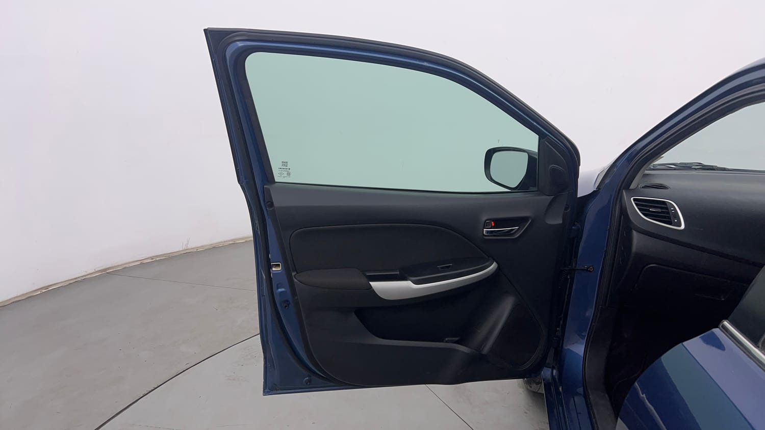 Used 2018 Maruti Suzuki Baleno Alpha 1.2 Petrol Manual interior LEFT FRONT DOOR OPEN VIEW