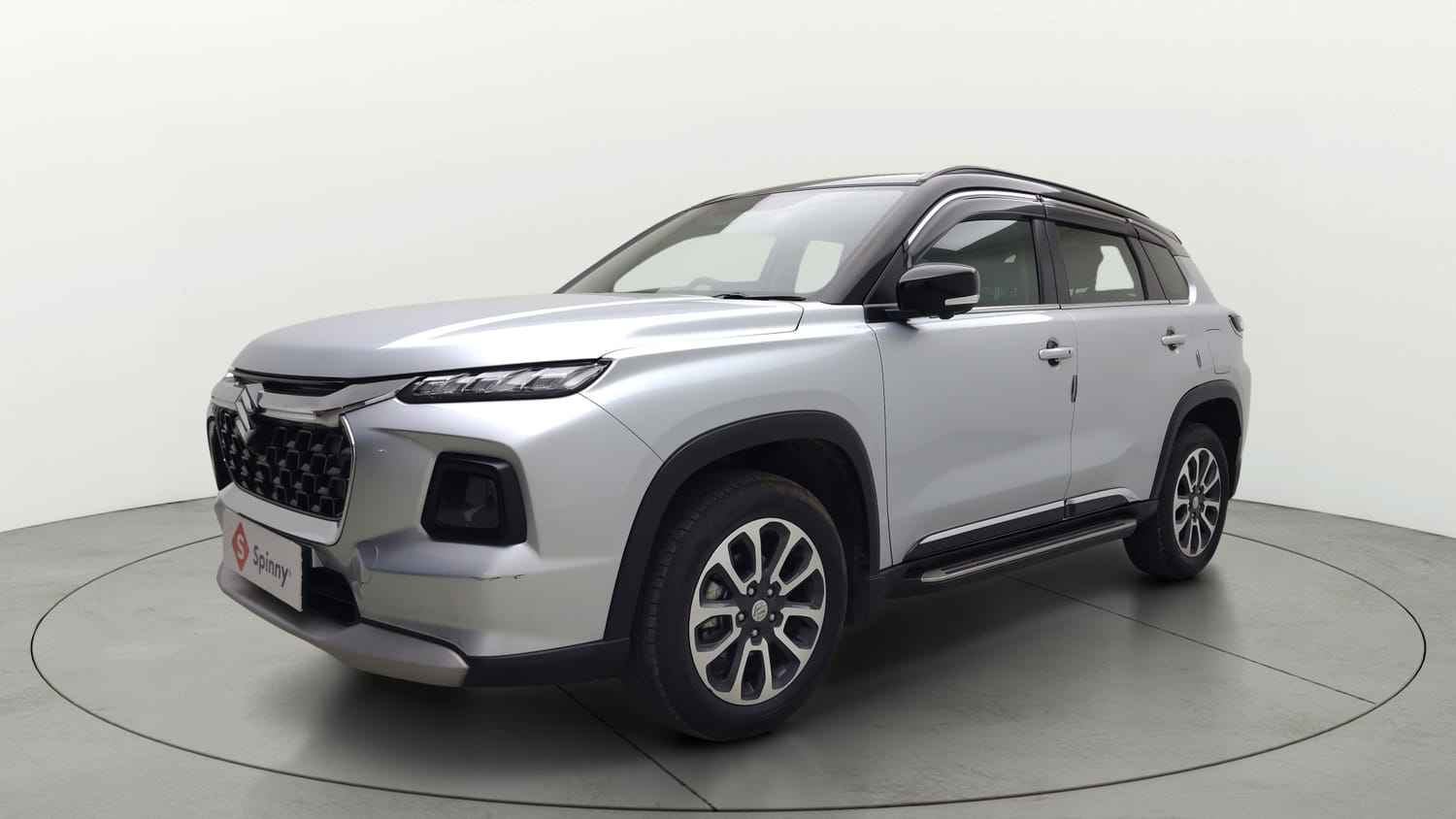Used 2025 Maruti Suzuki Grand Vitara Alpha Smart Hybrid Petrol Manual exterior LEFT FRONT CORNER VIEW