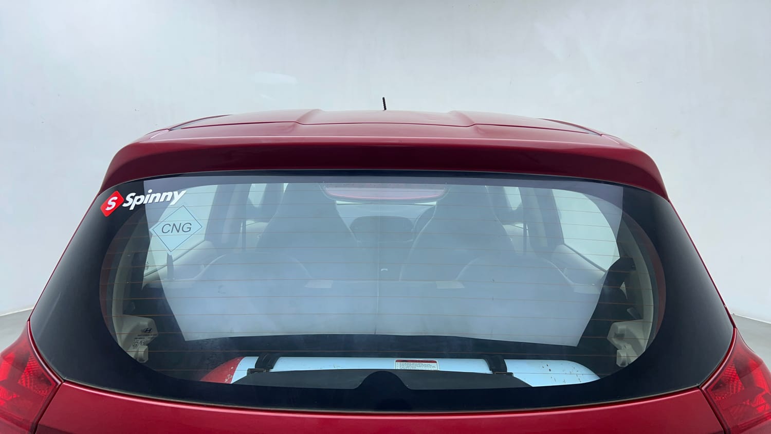 Used 2019 Hyundai Santro Sportz CNG Cng Manual top_features Rear defogger