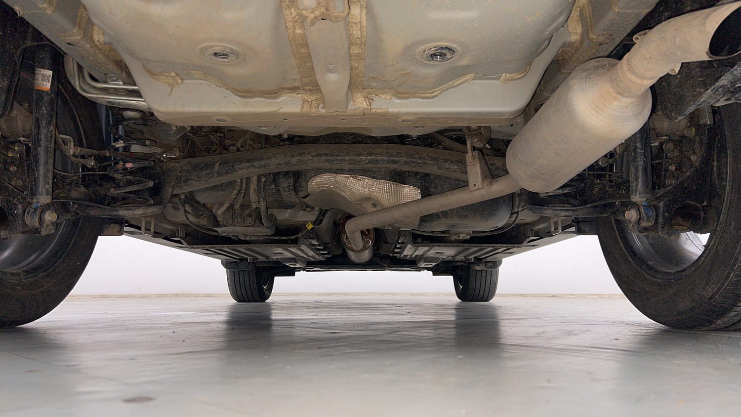 Used 2026 Maruti Suzuki Victoris LXI MT 2W Petrol Manual extra REAR UNDERBODY VIEW (TAKEN FROM REAR)