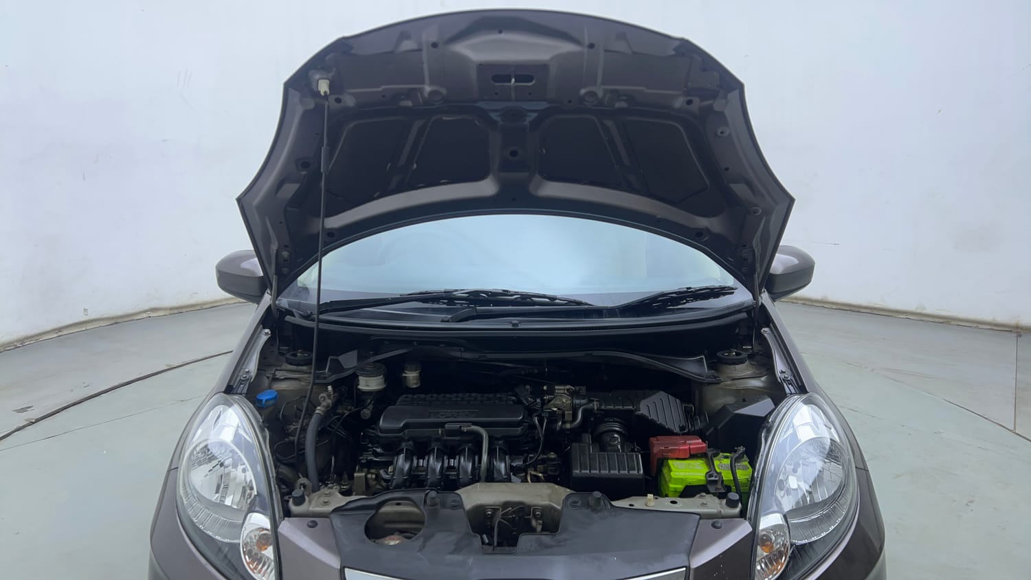 Used 2014 Honda Brio S MT Petrol Manual engine ENGINE & BONNET OPEN FRONT VIEW