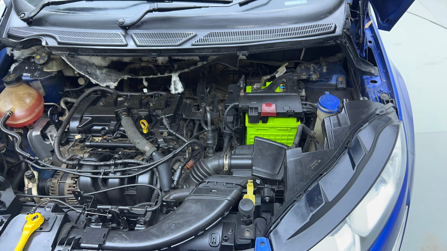 Used 2018 Ford EcoSport Titanium 1.5L Ti-VCT Petrol Manual engine ENGINE LEFT SIDE VIEW