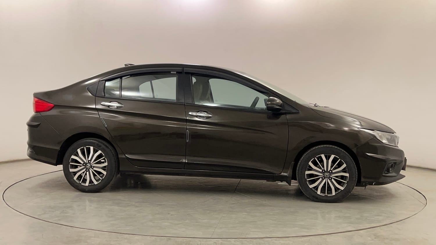Used 2018 Honda City VX Petrol Petrol Manual exterior RIGHT SIDE VIEW